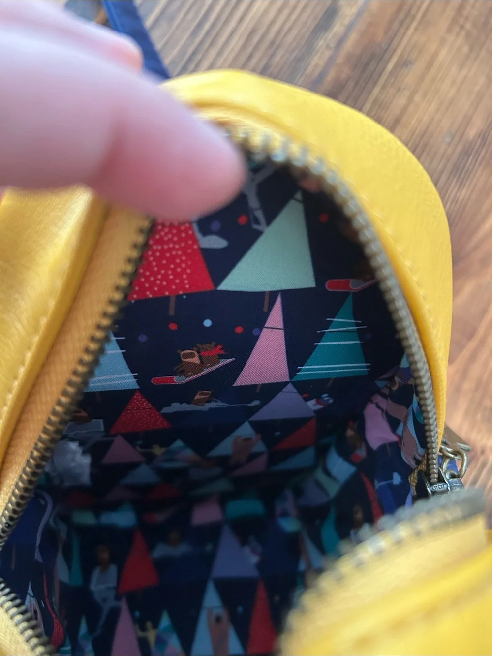Disney Parks Loungefly Star Wars Chewbacca Gingerbread crossbody bag - Picture 3 of 4